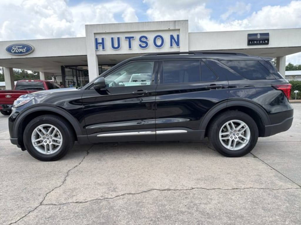 Used 2025 Ford Explorer Active SUV