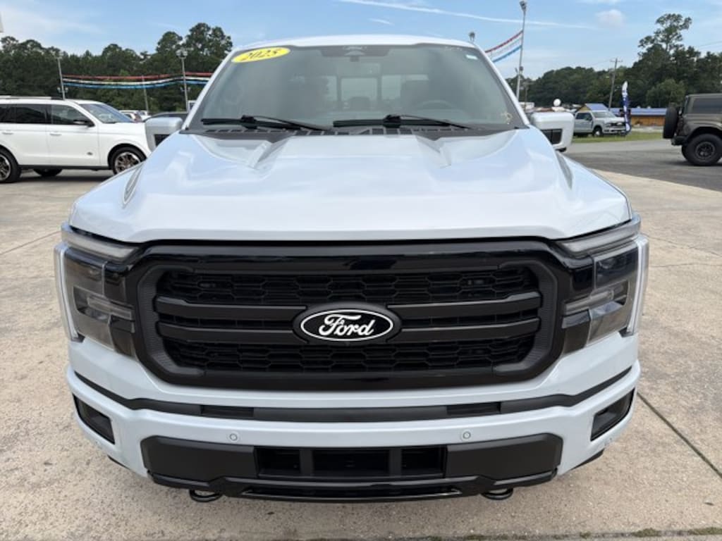 Used 2025 Ford F-150 LARIAT Truck SuperCrew Cab