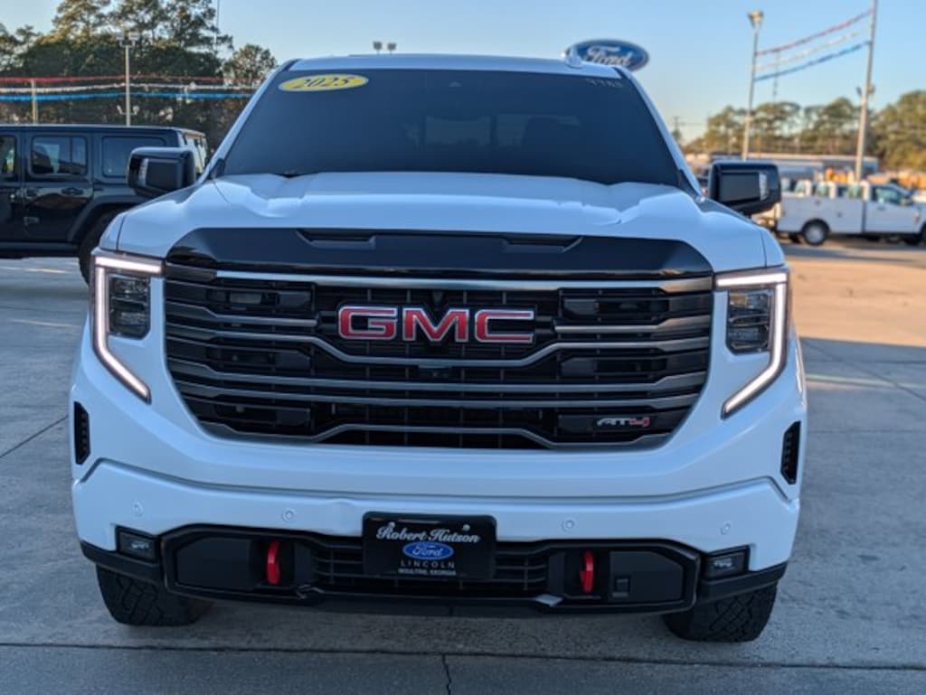 Used 2025 GMC Sierra 1500 AT4 Truck Crew Cab
