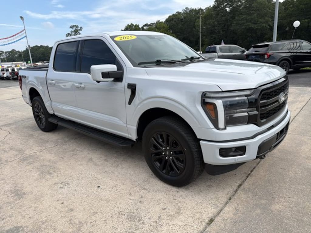 Used 2025 Ford F-150 LARIAT Truck SuperCrew Cab