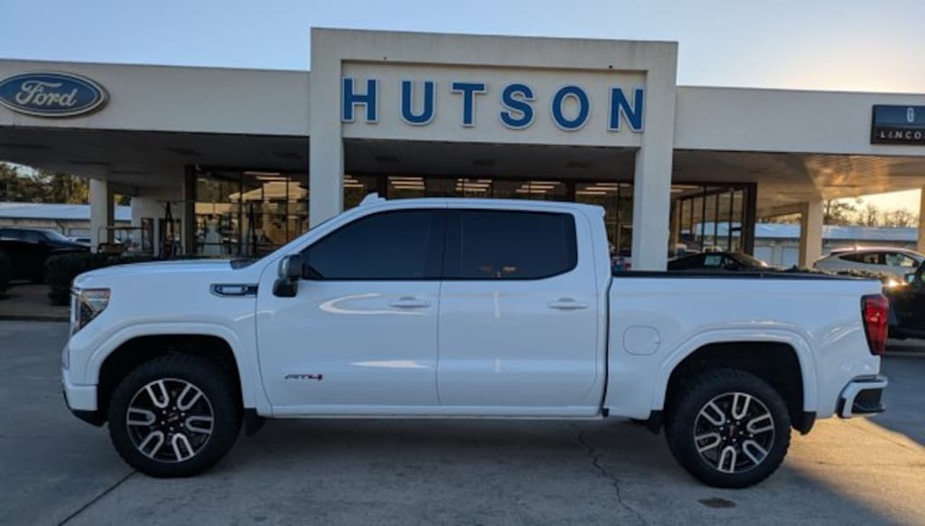Used 2025 GMC Sierra 1500 AT4 Truck Crew Cab