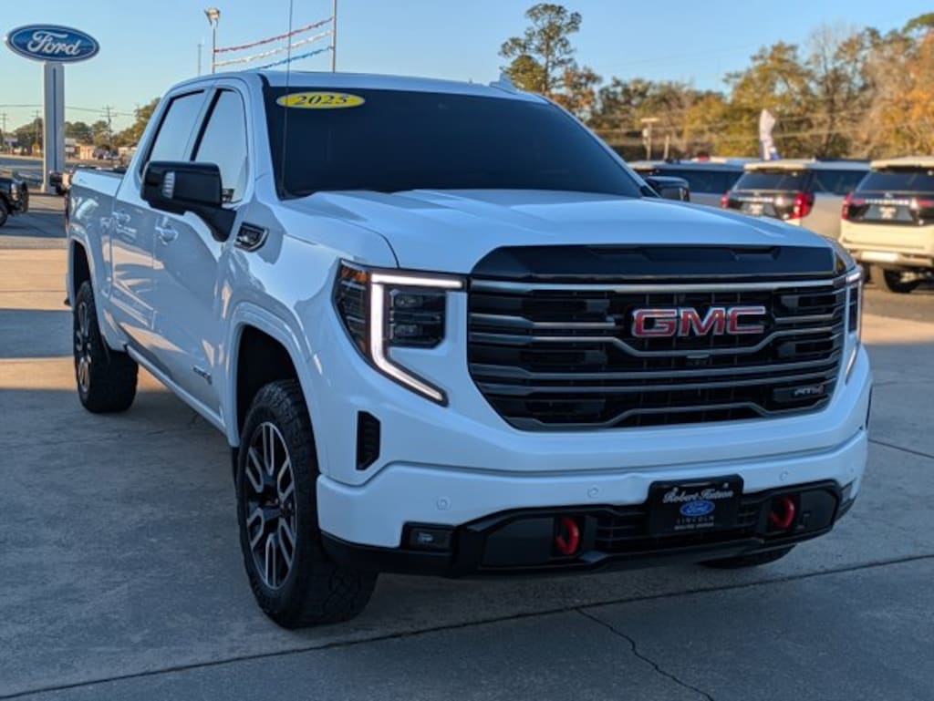 Used 2025 GMC Sierra 1500 AT4 Truck Crew Cab