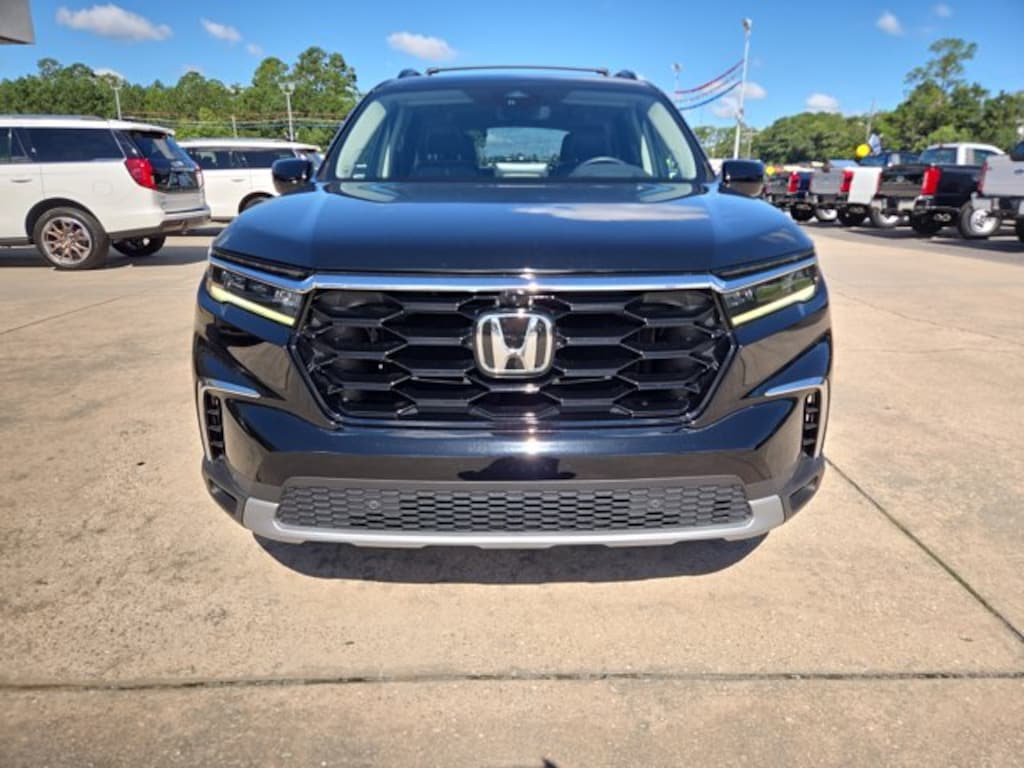 Used 2023 Honda Pilot Elite SUV