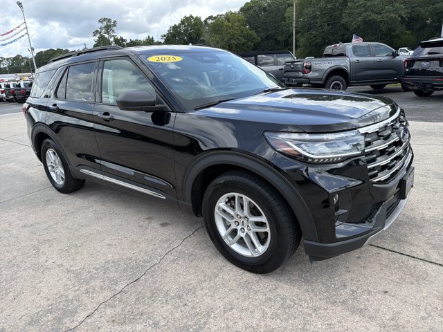 Used 2025 Ford Explorer Active SUV
