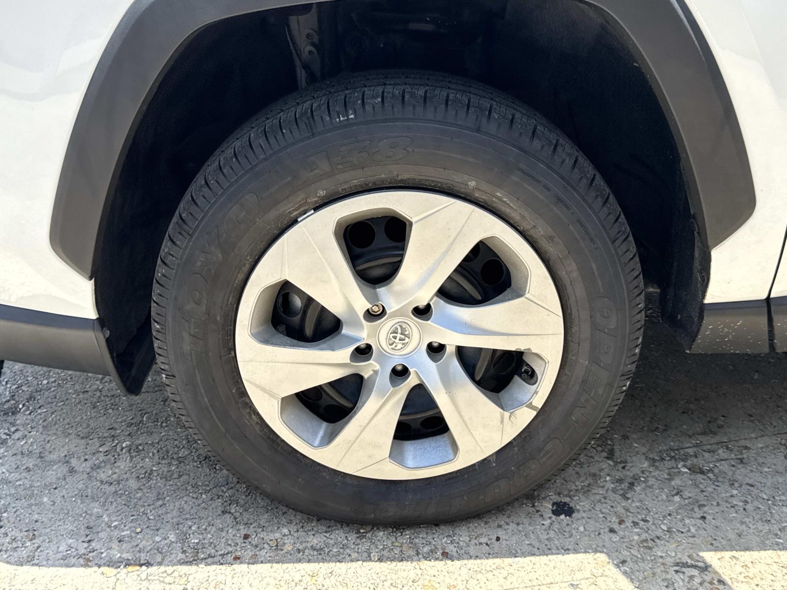 Used 2022 Toyota RAV4 LE FWD (Natl) Sport Utility