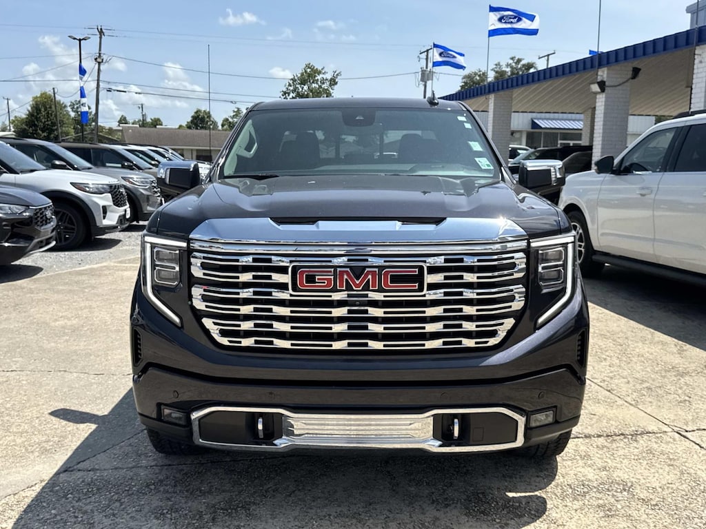 Used 2022 GMC Sierra 1500 4WD Crew Cab 147 Denali Crew Cab Pickup