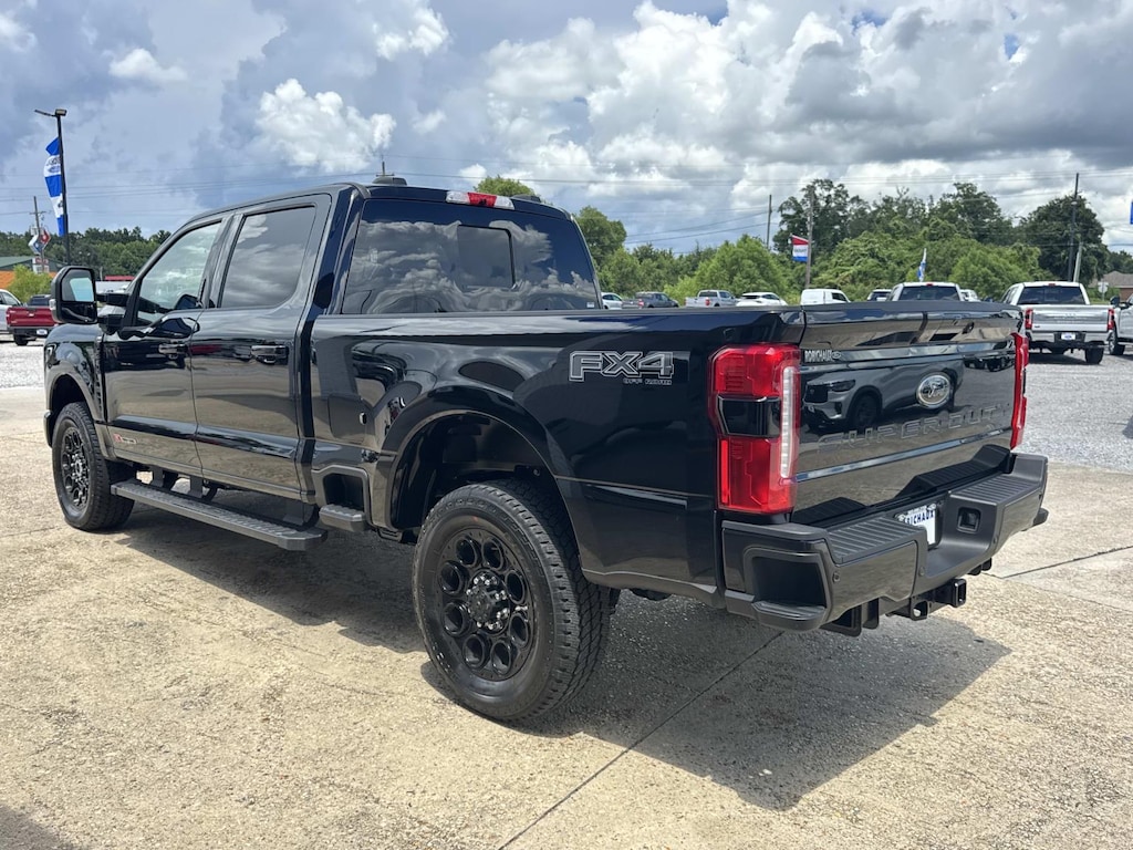 New 2026 Ford Super Duty F-250® Lariat® TRUCK