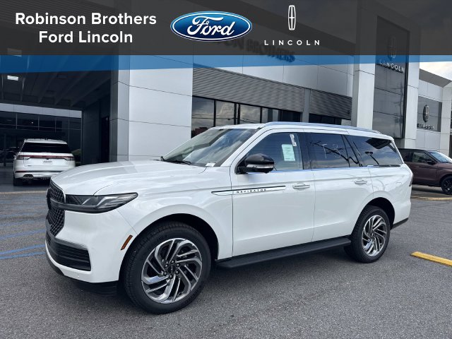 2027 Lincoln Navigator Premiere