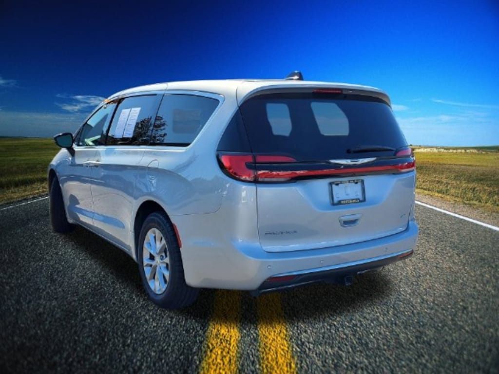 Used 2024 Chrysler Pacifica Touring L Van Passenger Van