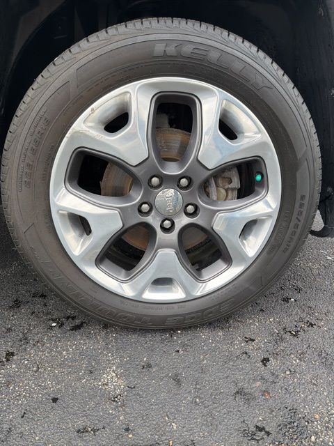 Photo 19