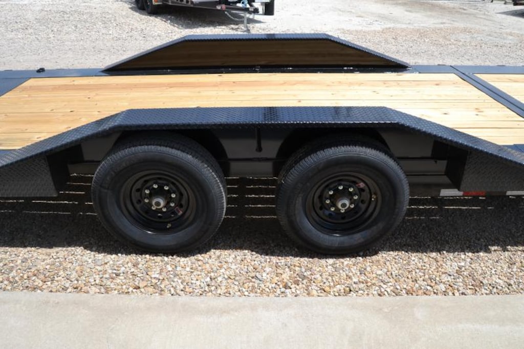 New 2025 PJ 20' Tilt 20' long 16' tilt w/ 4' stationary HEAVY DUTY HAULING