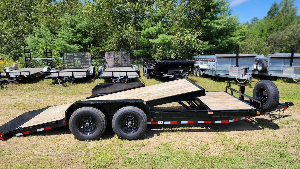 New 2025 PJ 20' Tilt 20' long 16' tilt w/ 4' stationary 20'