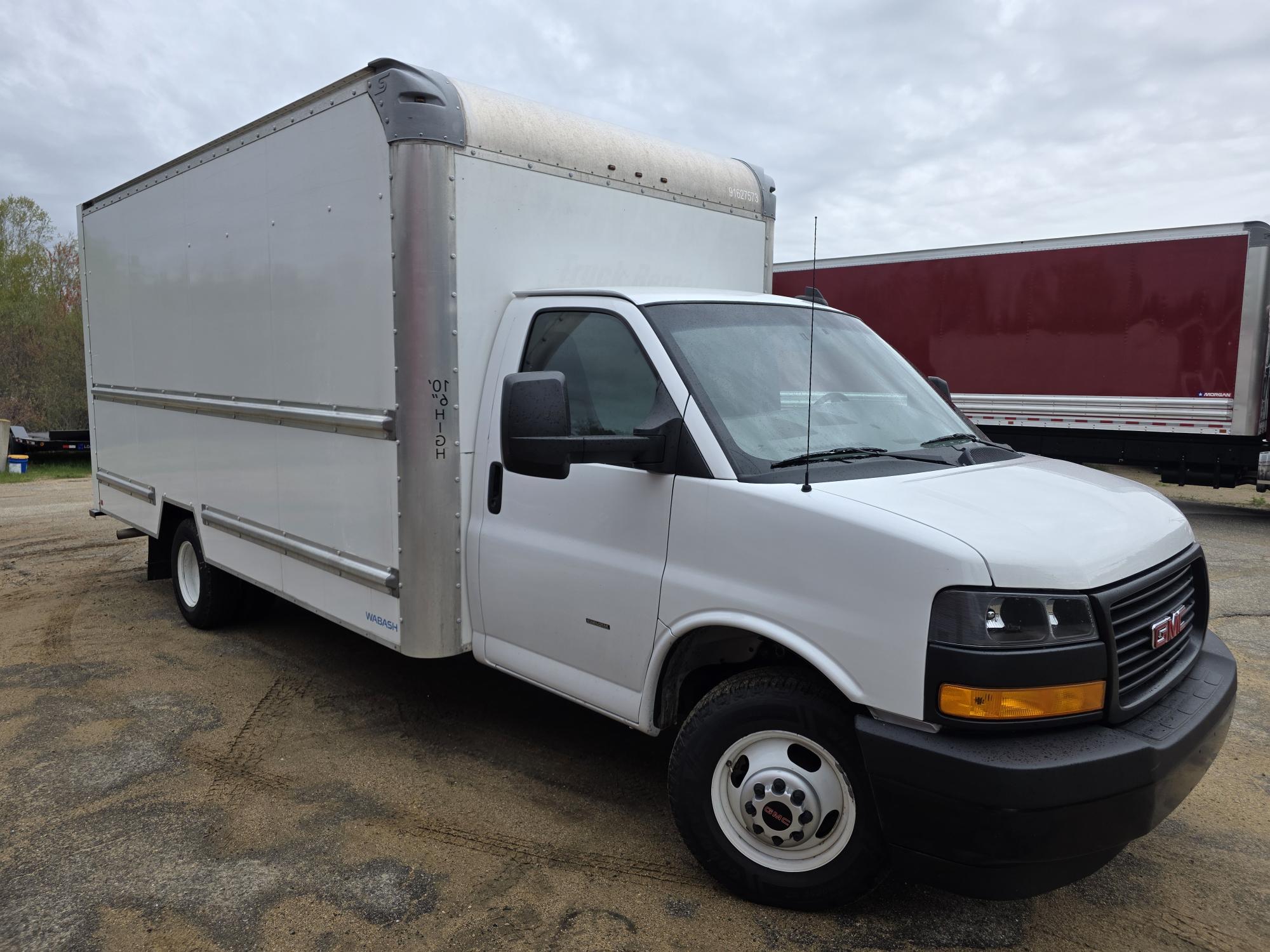 2022 GMC Savana Cutaway