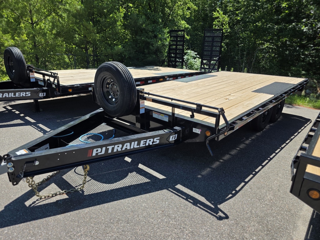 New 2027 PJ DECKOVER 16' Flat pull out ramps Deckover Trailer