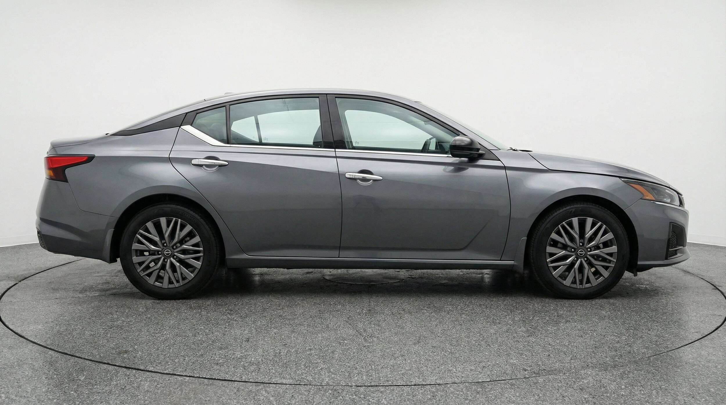 Thumbnail: 2025 Nissan Altima - 10