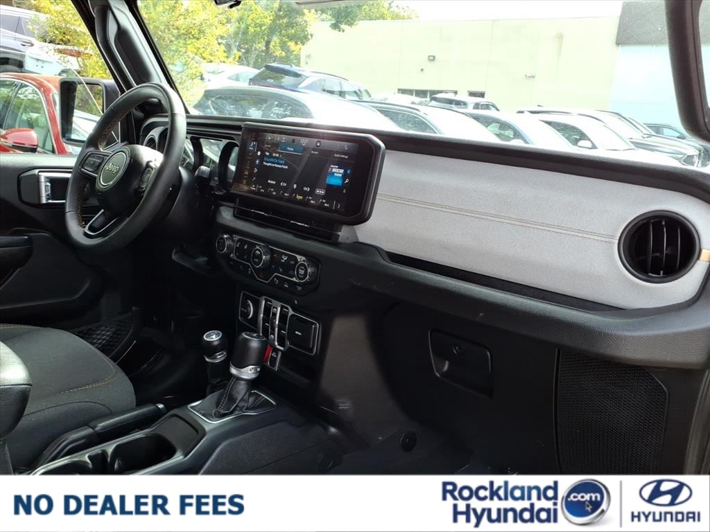 2024 Jeep Wrangler 4xe Willys 4XE - Photo 20