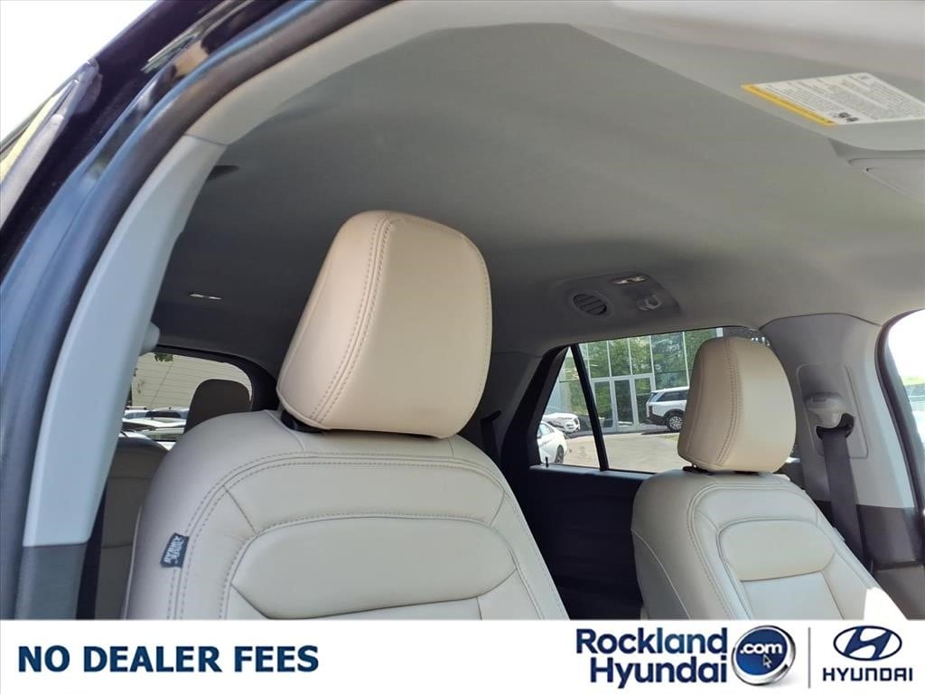 2023 Ford Explorer XLT - Photo 21