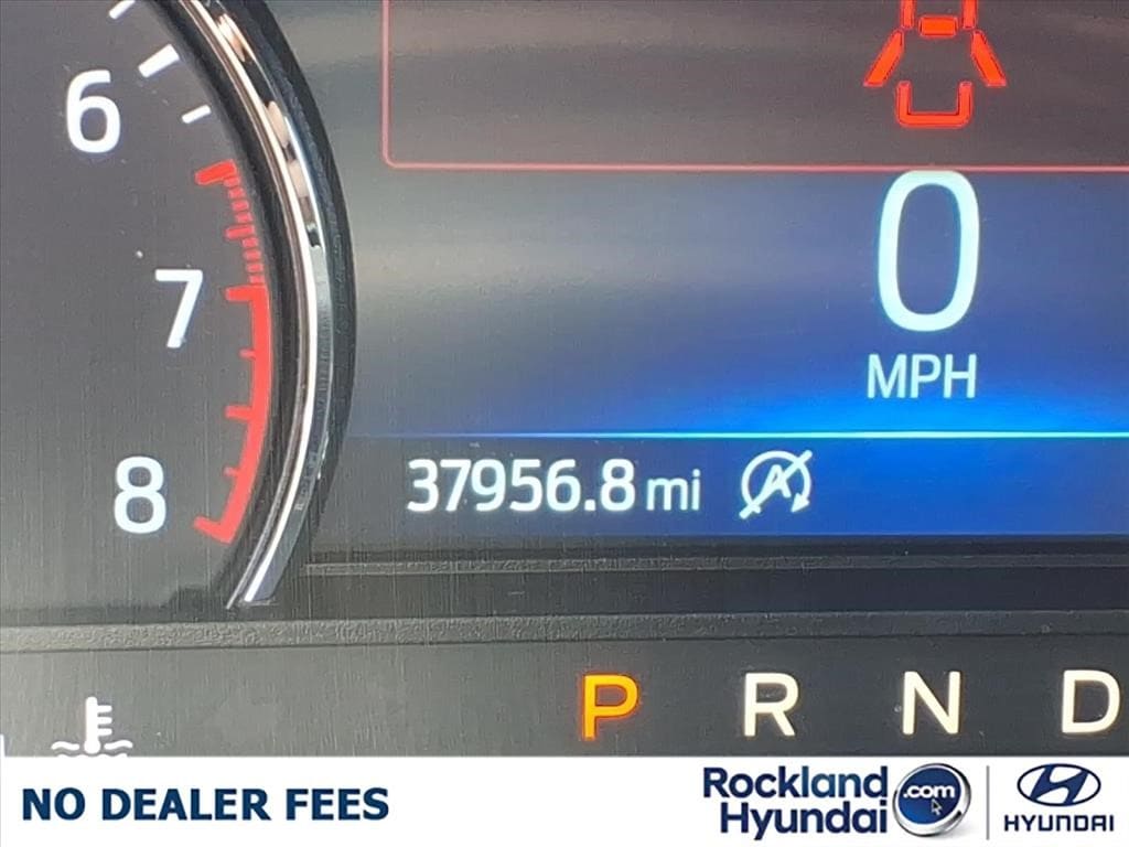 2023 Ford Explorer XLT - Photo 13
