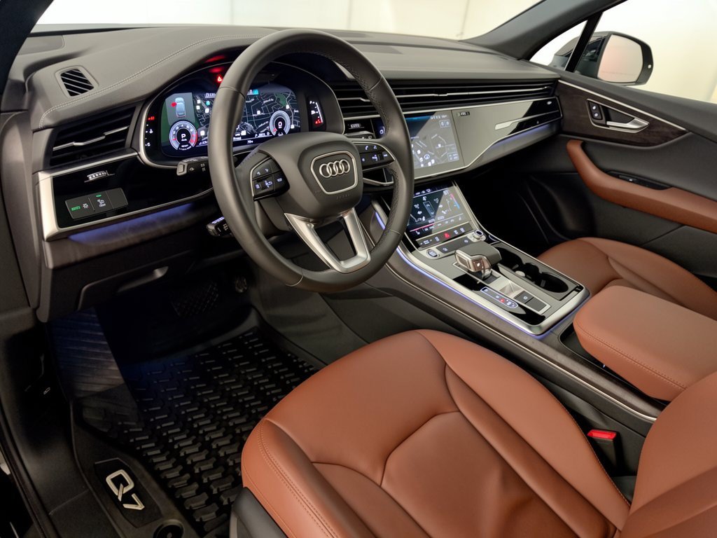 Used 2023 Audi Q7 Premium SUV