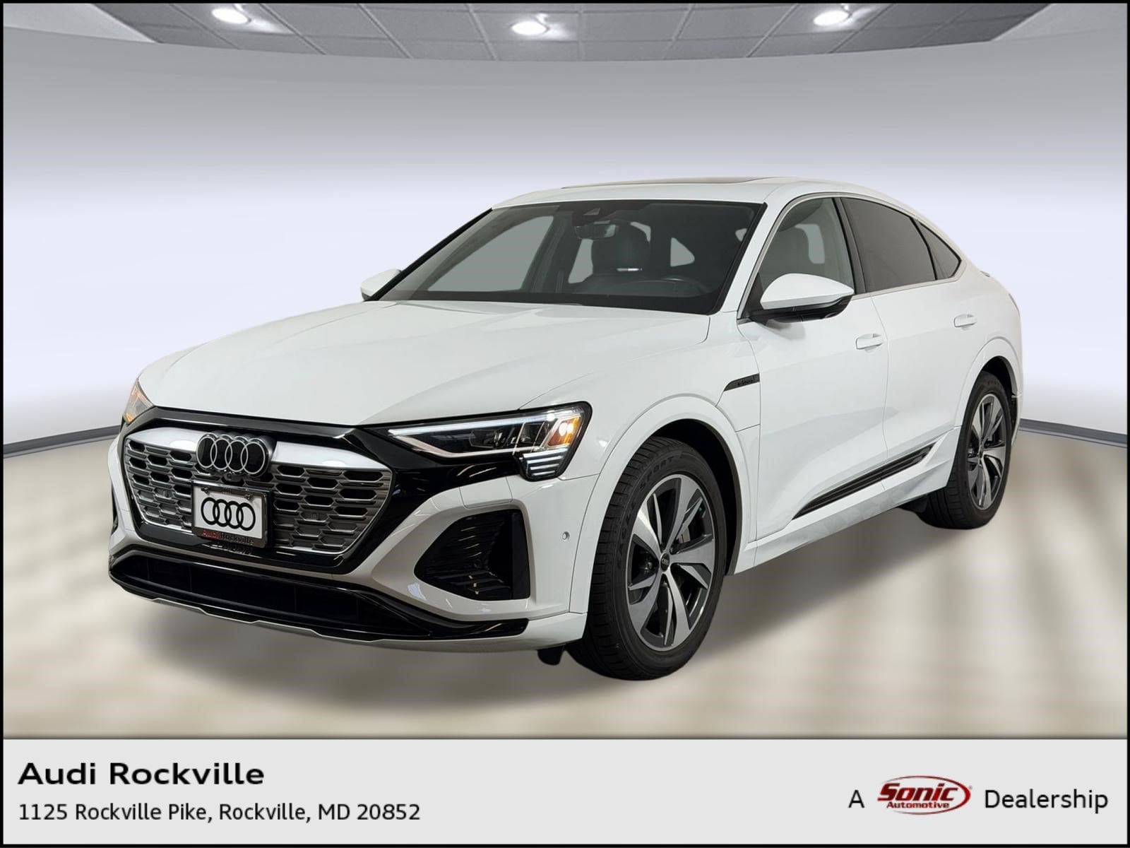 2024 Audi Q8 Sportback e-tron