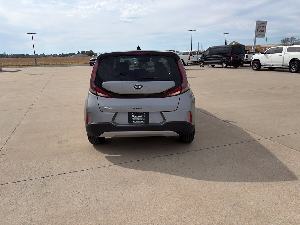 Used 2024 Kia Soul LX Hatchback