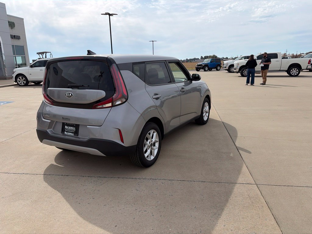 Used 2024 Kia Soul LX Hatchback