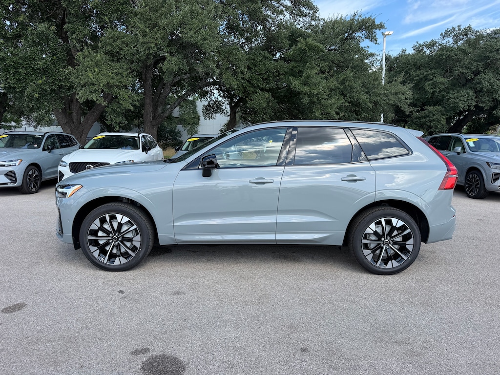New 2026 Volvo XC60 B5 Plus SUV