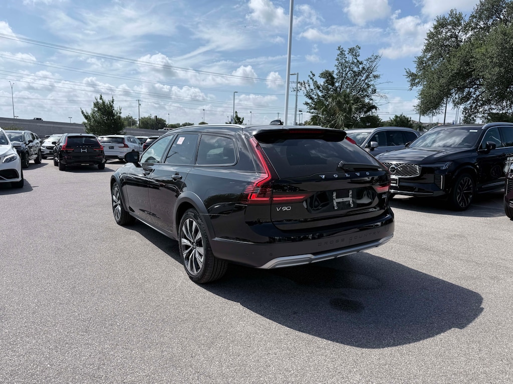 Certified 2025 Volvo V90 Cross Country AWD B6 Plus 4dr Wagon Wagon