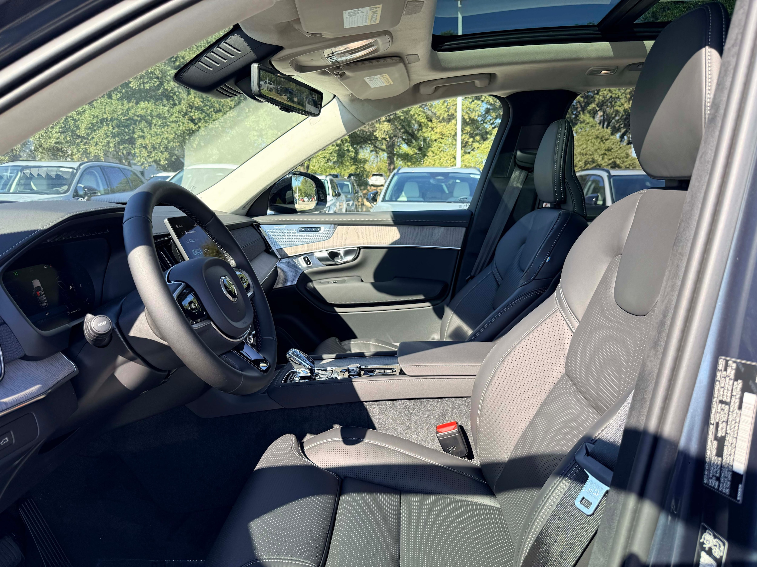 2026 Volvo XC90 Ultra - Photo 10