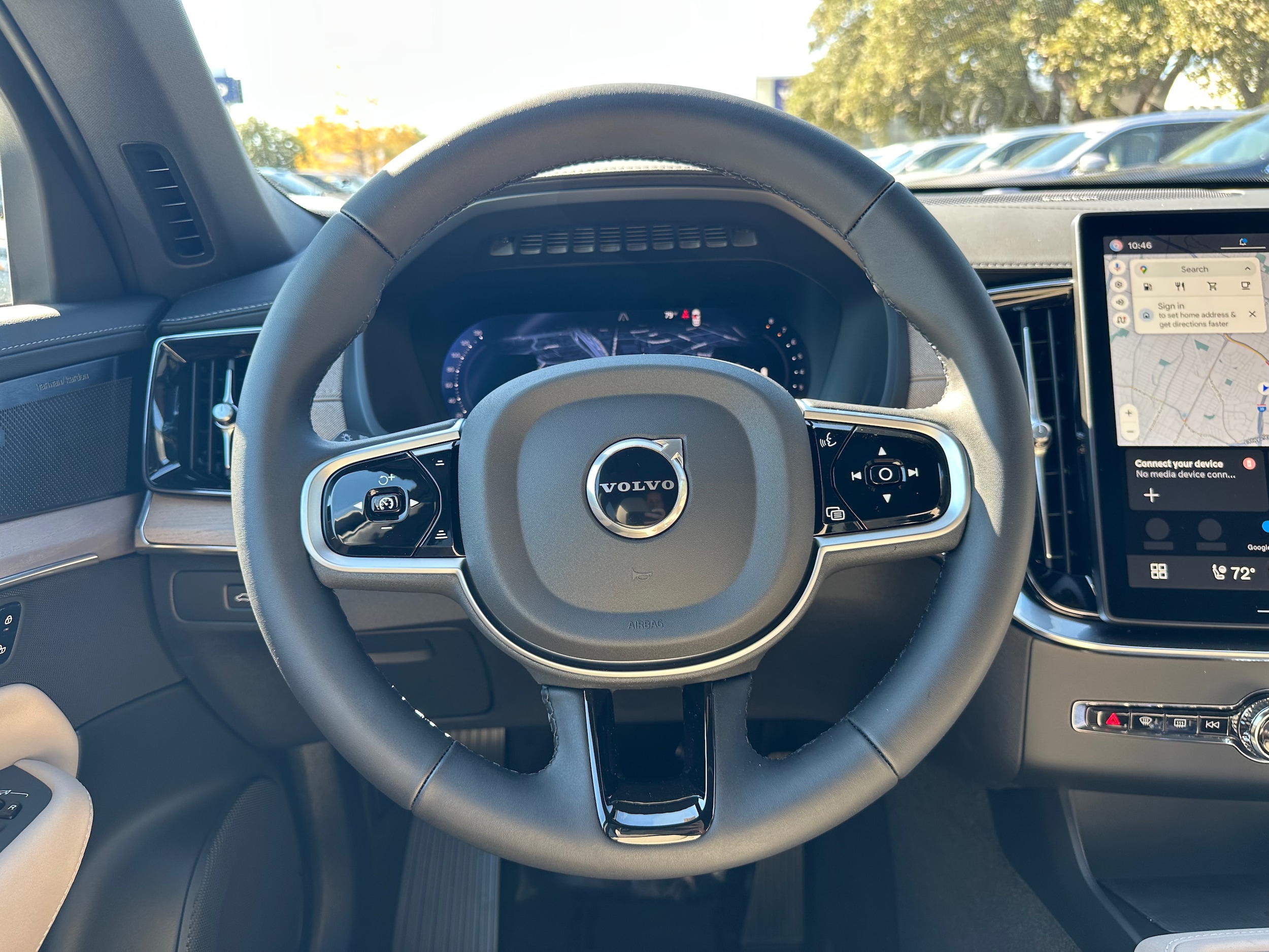2026 Volvo XC90 Plus - Photo 16