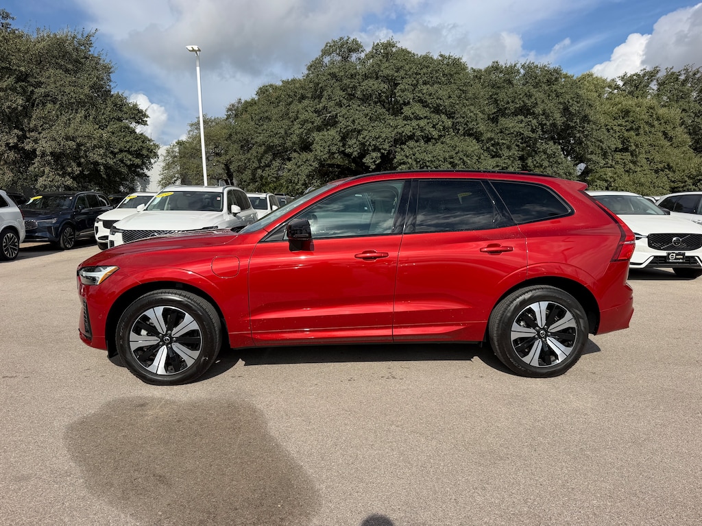 Certified 2024 Volvo XC60 Recharge Plug-In Hybrid Eawd T8 Plus Dark Theme 4dr SUV SUV