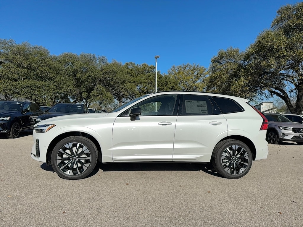 New 2026 Volvo XC60 B5 Plus SUV
