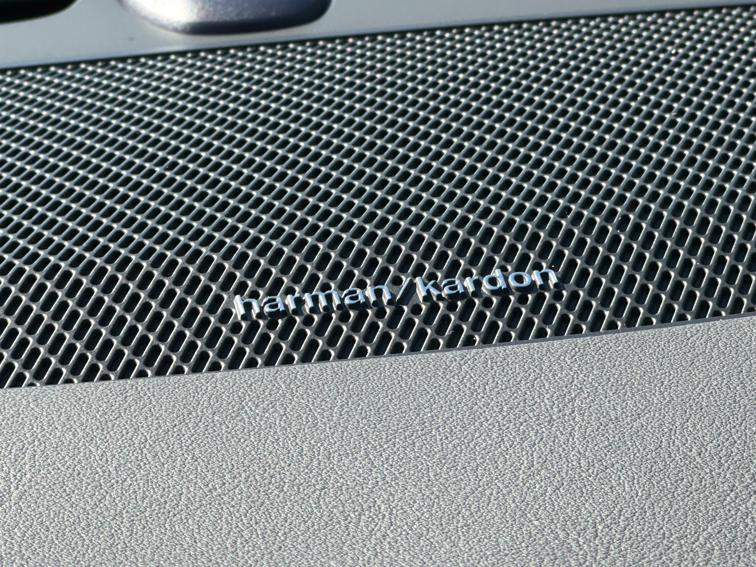 2026 Volvo XC90 Plus - Photo 17
