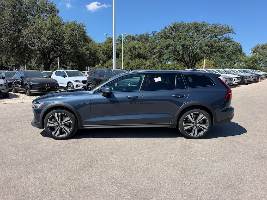 Certified 2025 Volvo V60 Cross Country AWD B5 Plus 4dr Wagon Wagon