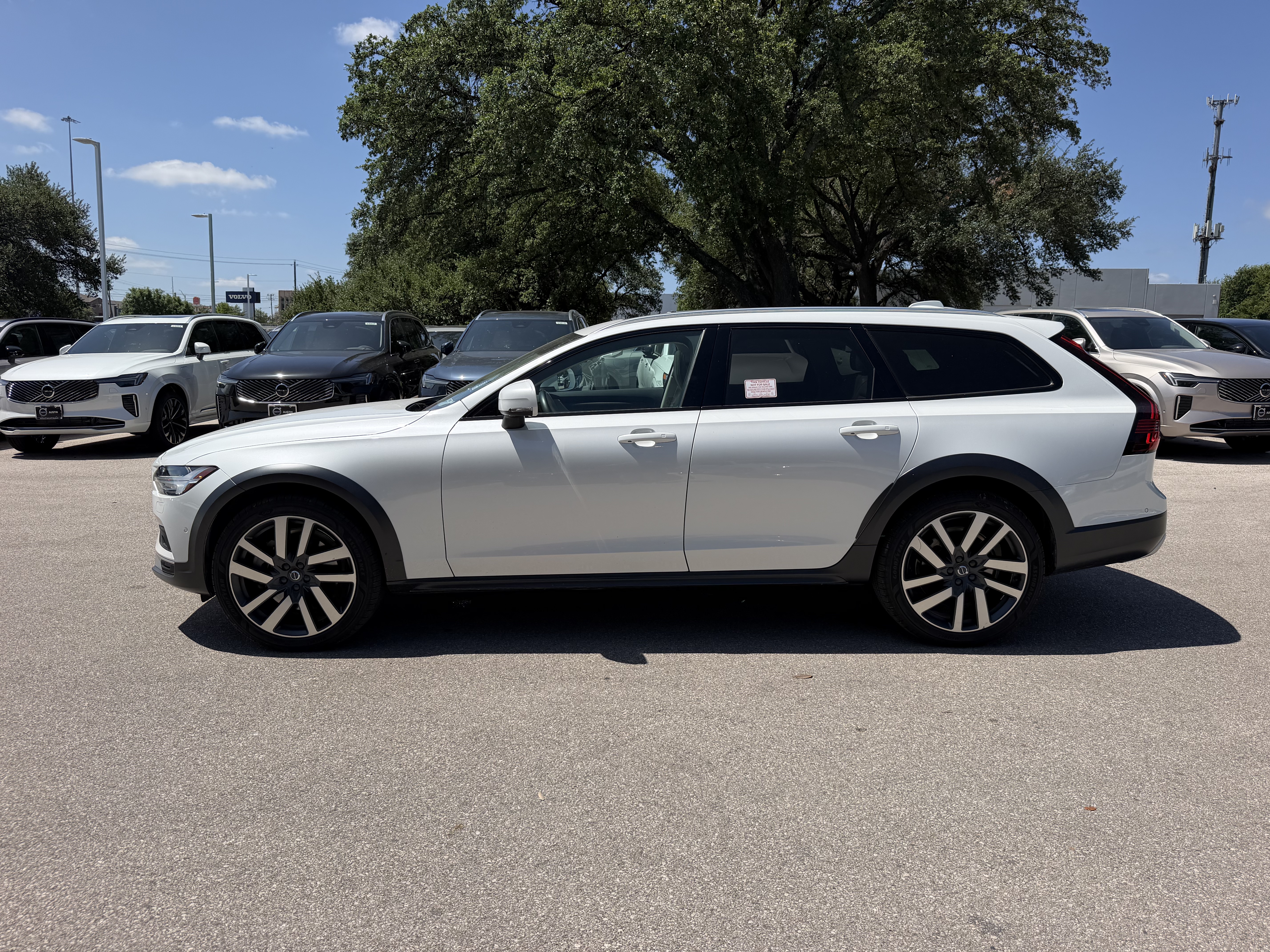 Used 2021 Volvo V90 Cross Country AWD T6 4dr Wagon Wagon