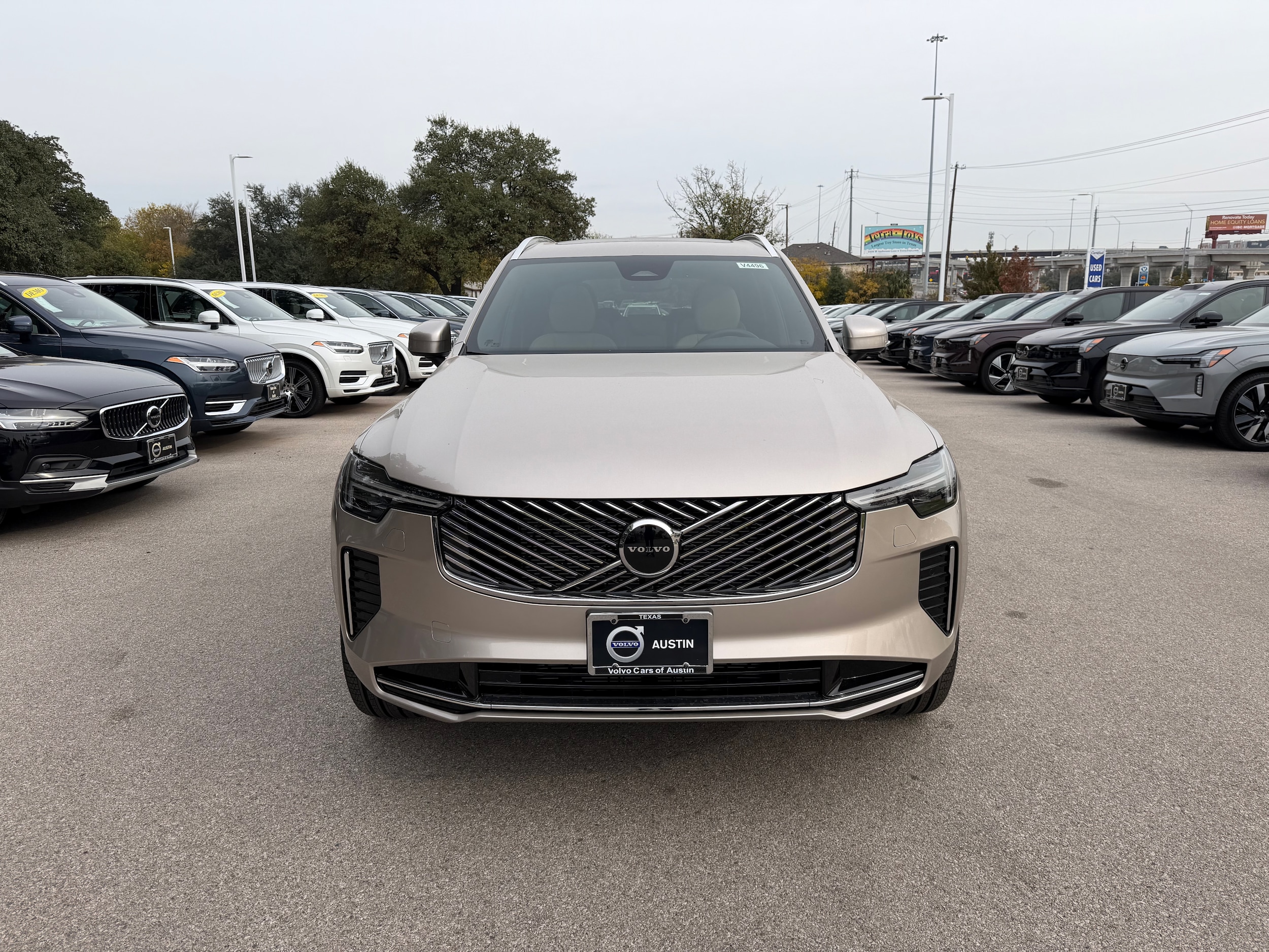 2026 Volvo XC90 Core - Photo 6