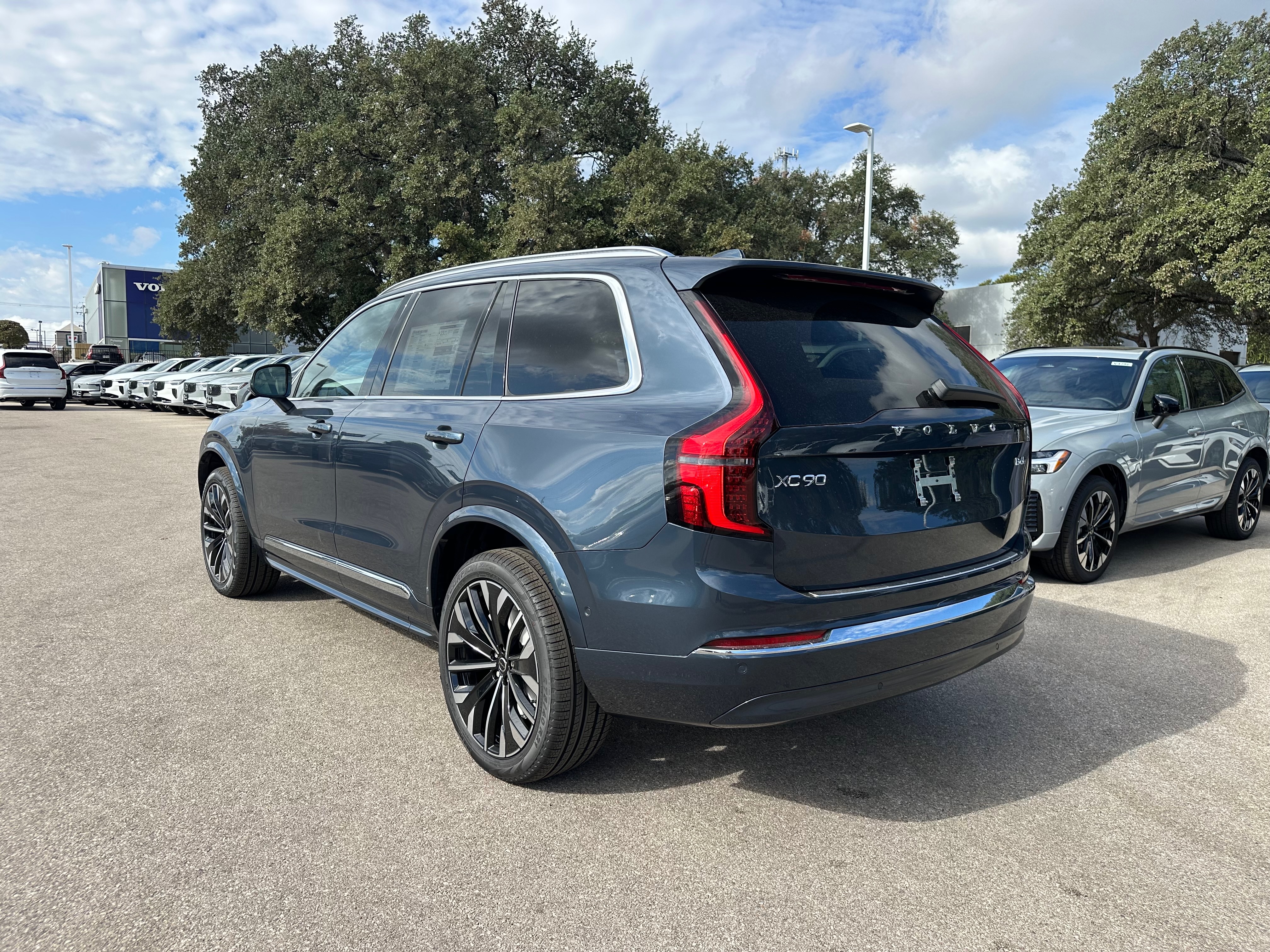 Used 2026 Volvo XC90 B6 Plus 7-Seater SUV