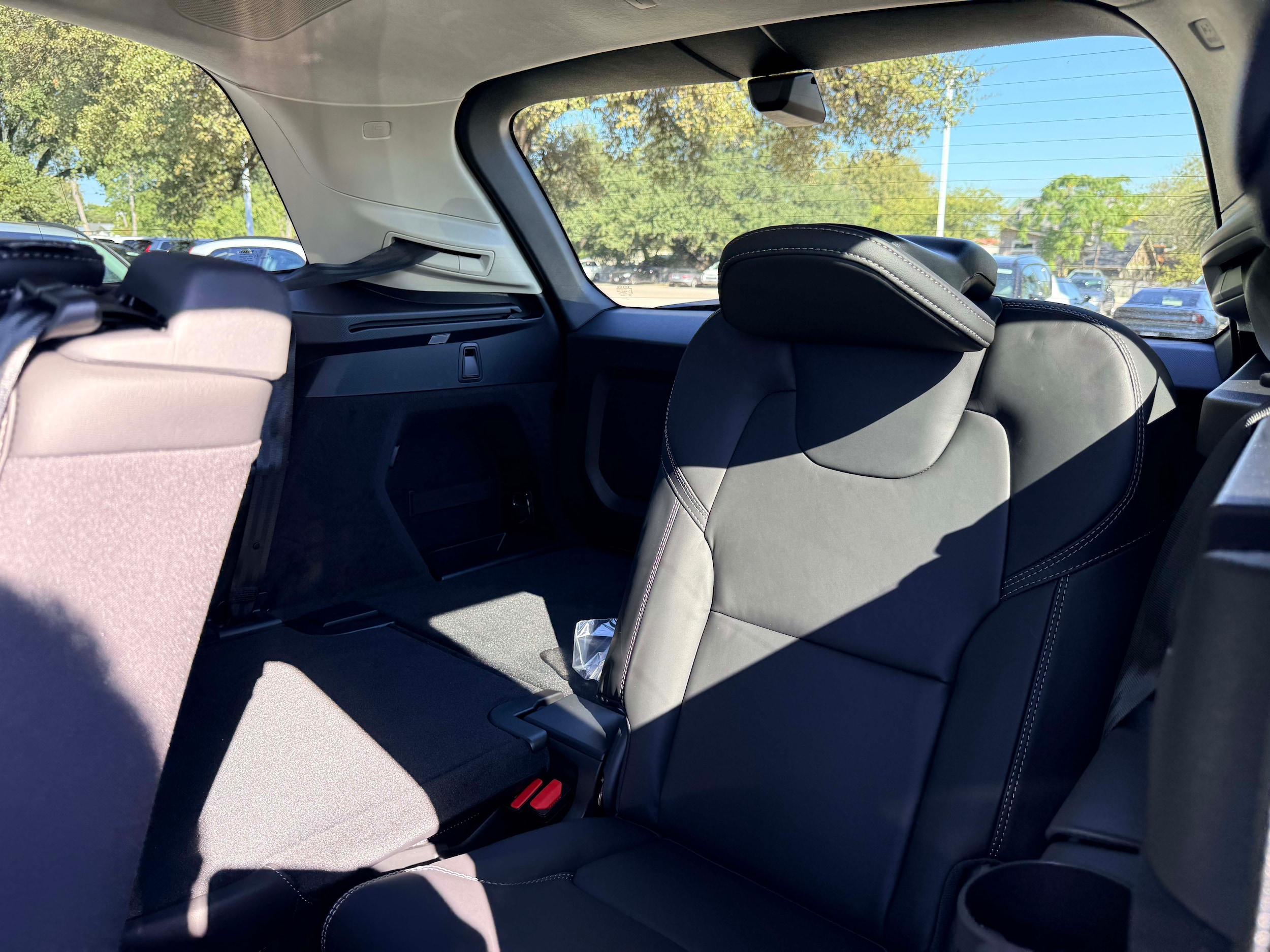 2026 Volvo XC90 Ultra - Photo 14