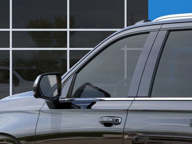 2026 Chevrolet Suburban Premier - Photo 12