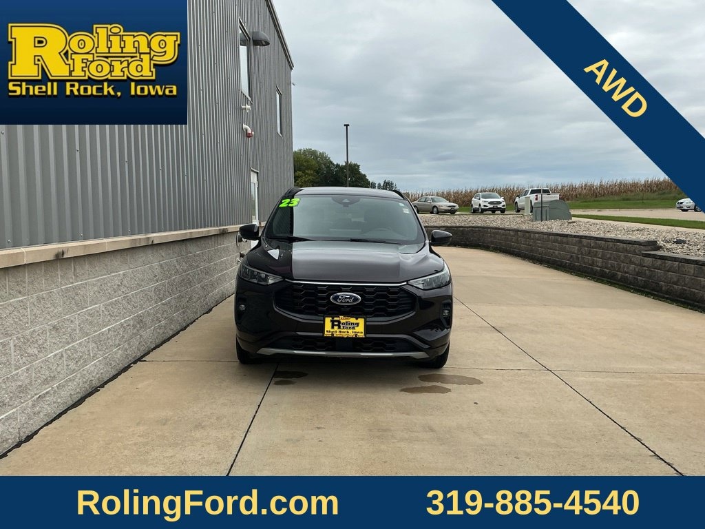 Used 2023 Ford Escape Hybrid ST-Line Select SUV