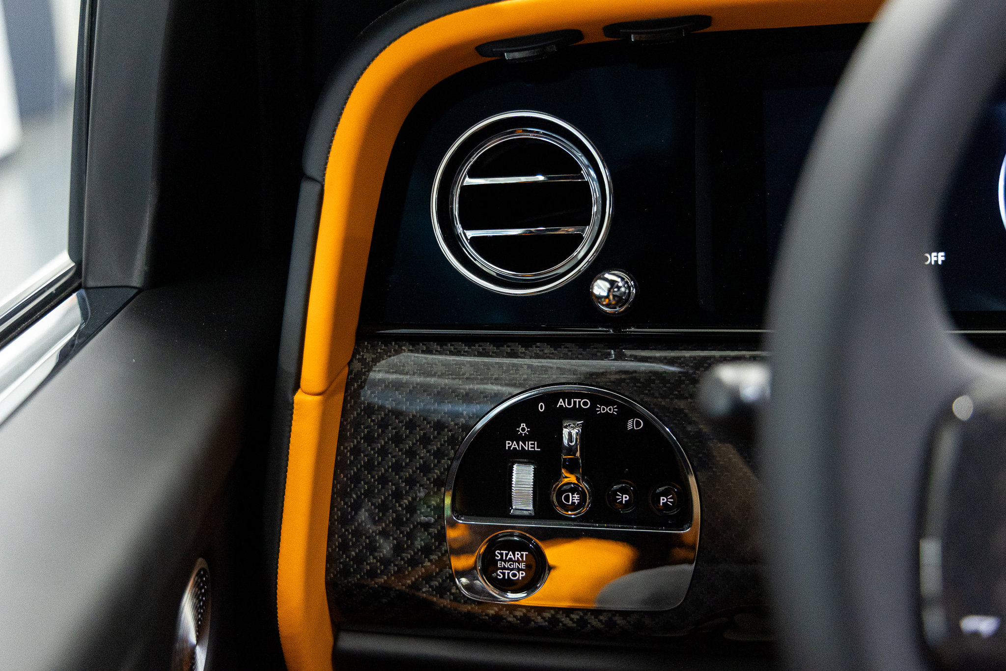 2026 Rolls-Royce Cullinan Black Badge - Photo 32