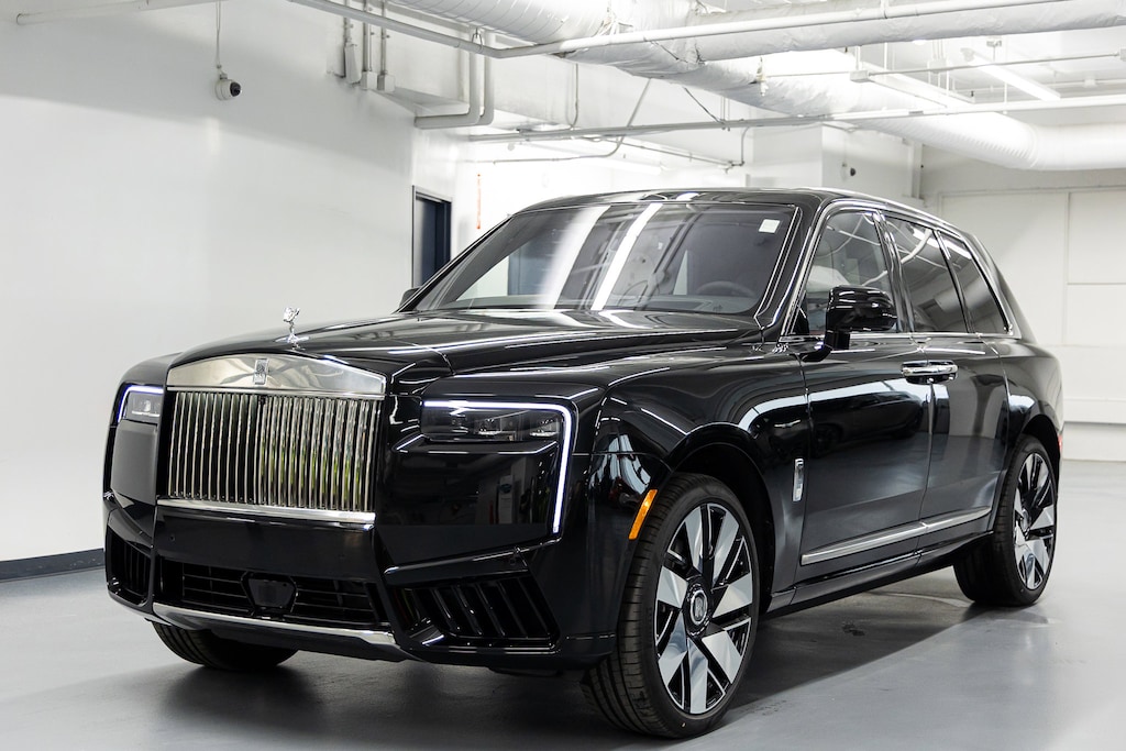 New 2026 Rolls-Royce Cullinan SUV