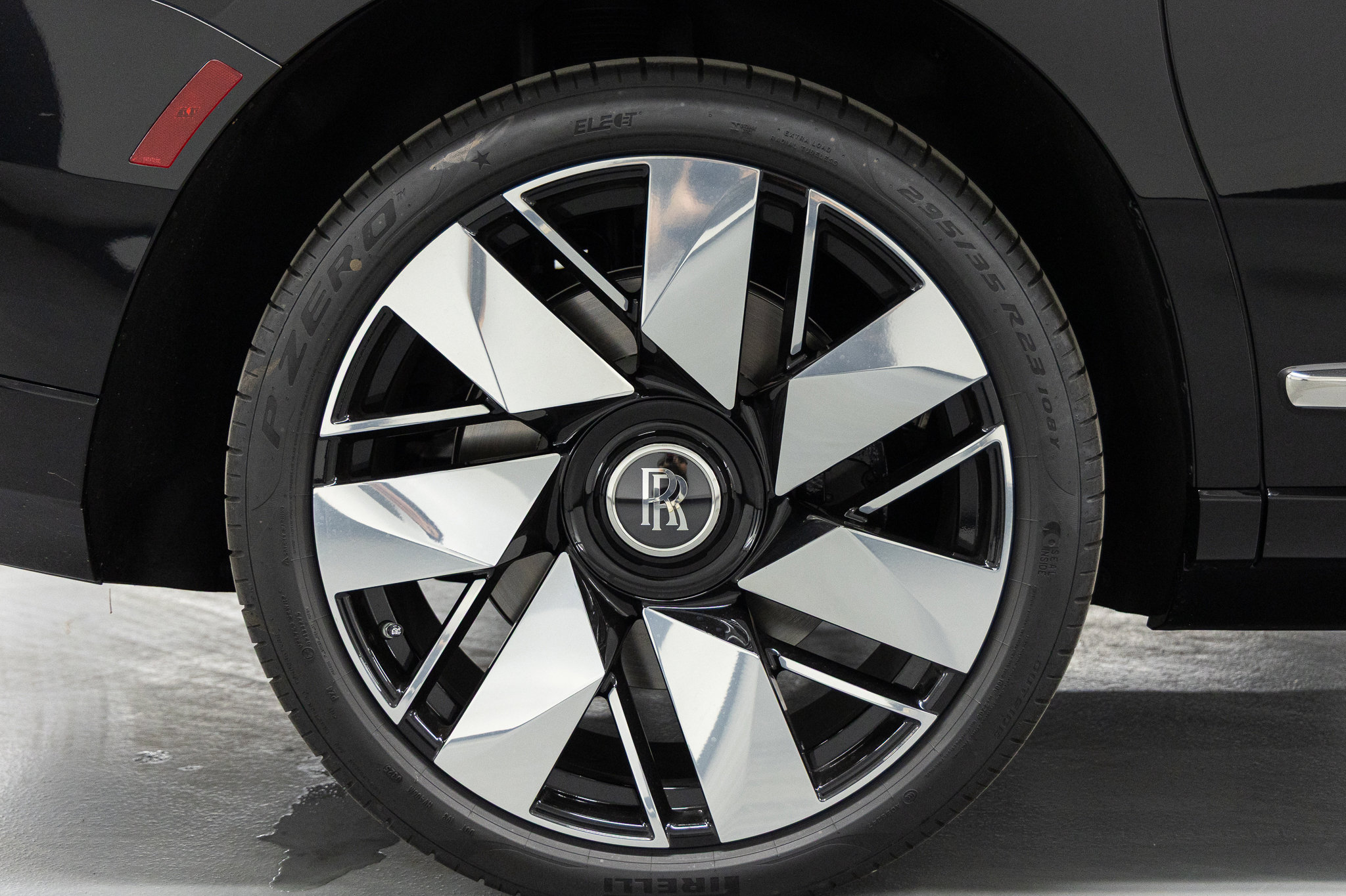 2026 Rolls-Royce Cullinan Base - Photo 16