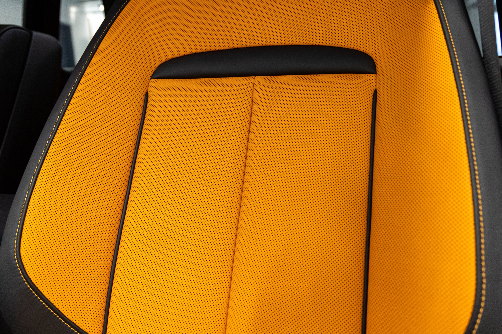 2026 Rolls-Royce Cullinan Black Badge - Photo 38