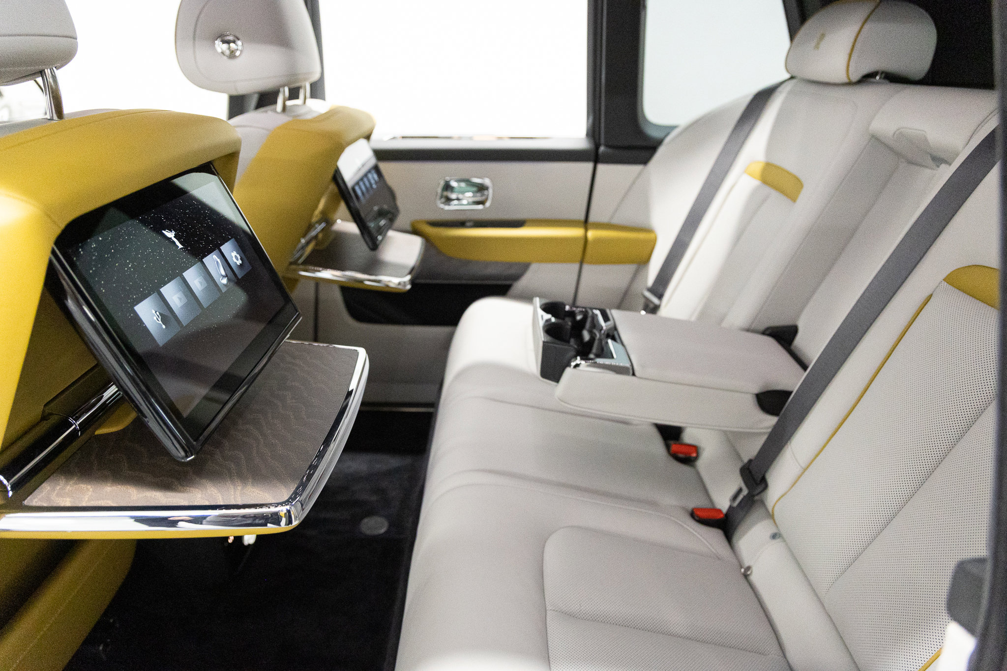 2026 Rolls-Royce Cullinan Base - Photo 38