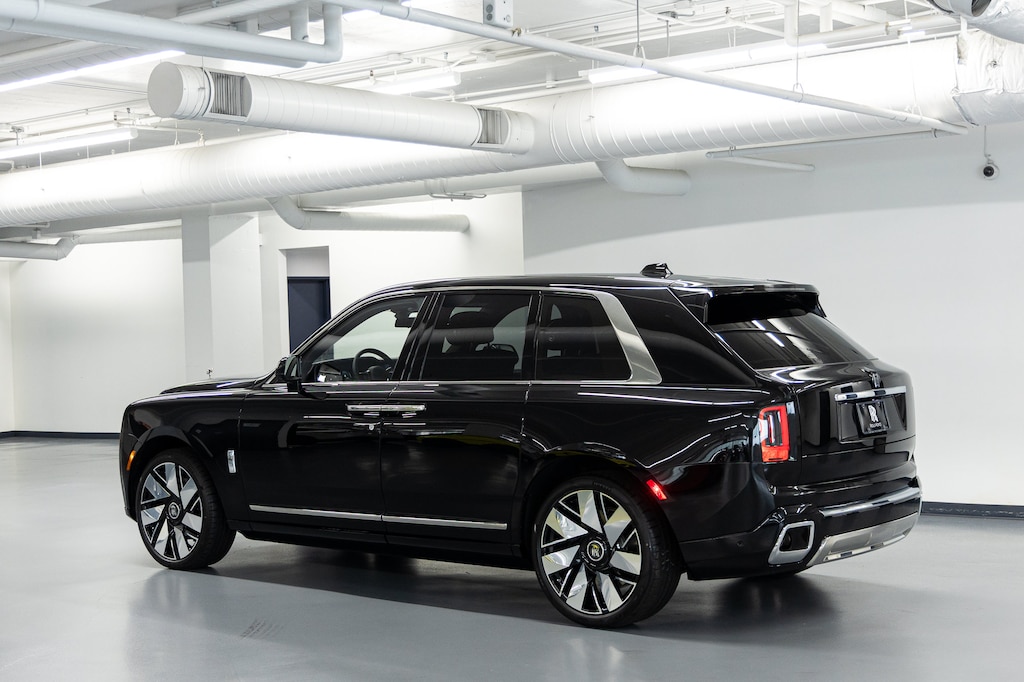 New 2027 Rolls-Royce Cullinan SUV