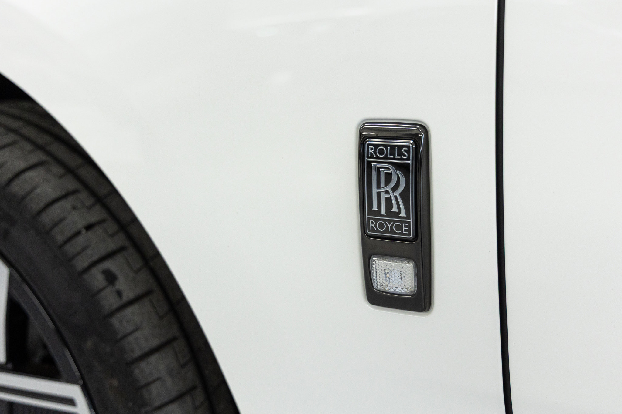 2026 Rolls-Royce Cullinan Black Badge - Photo 16
