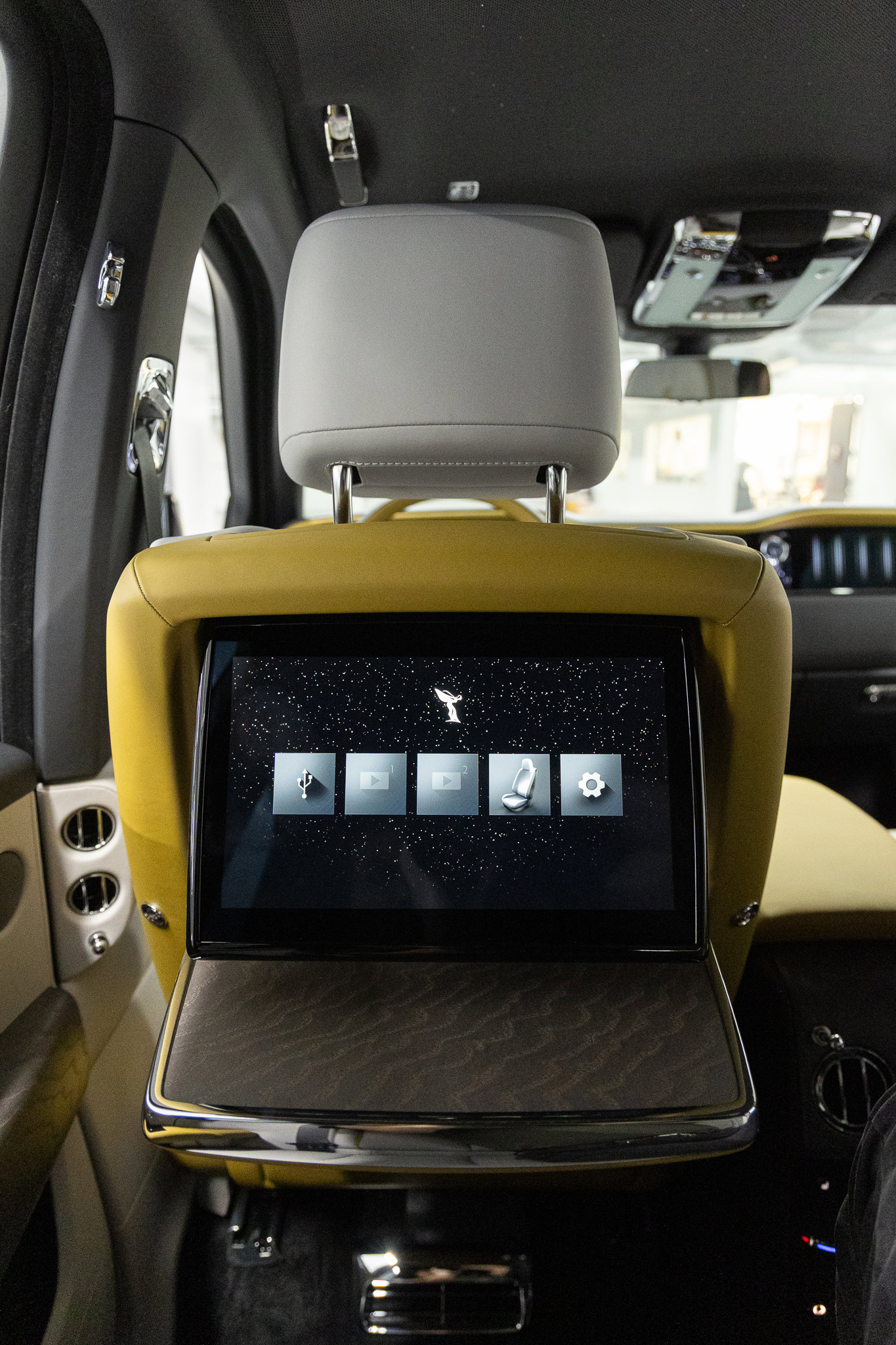 2026 Rolls-Royce Cullinan Base - Photo 37