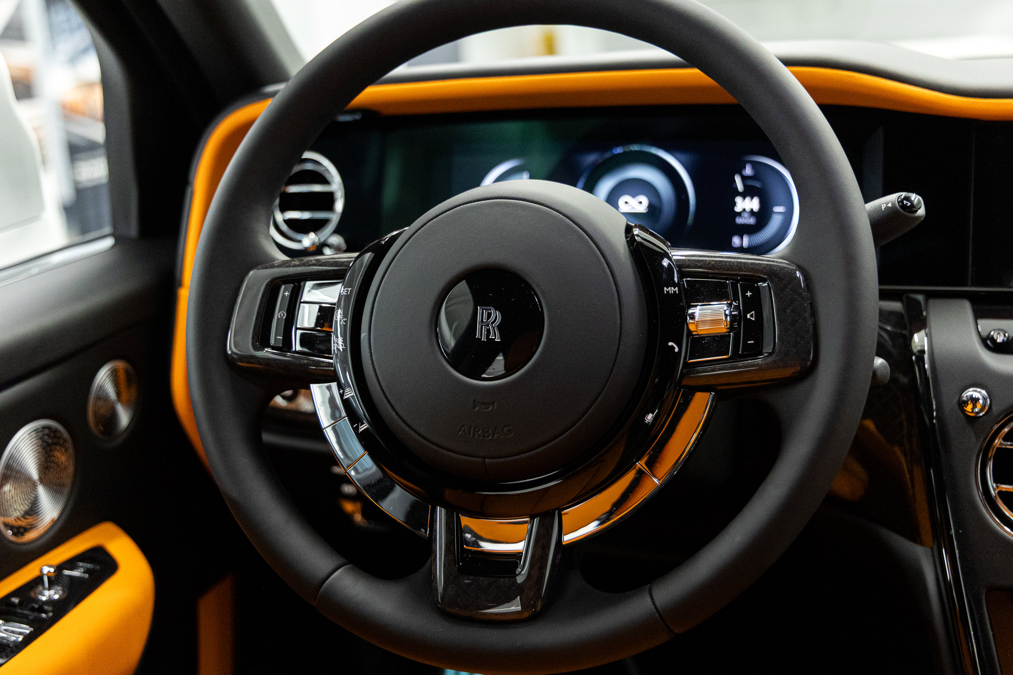 2026 Rolls-Royce Cullinan Black Badge - Photo 42
