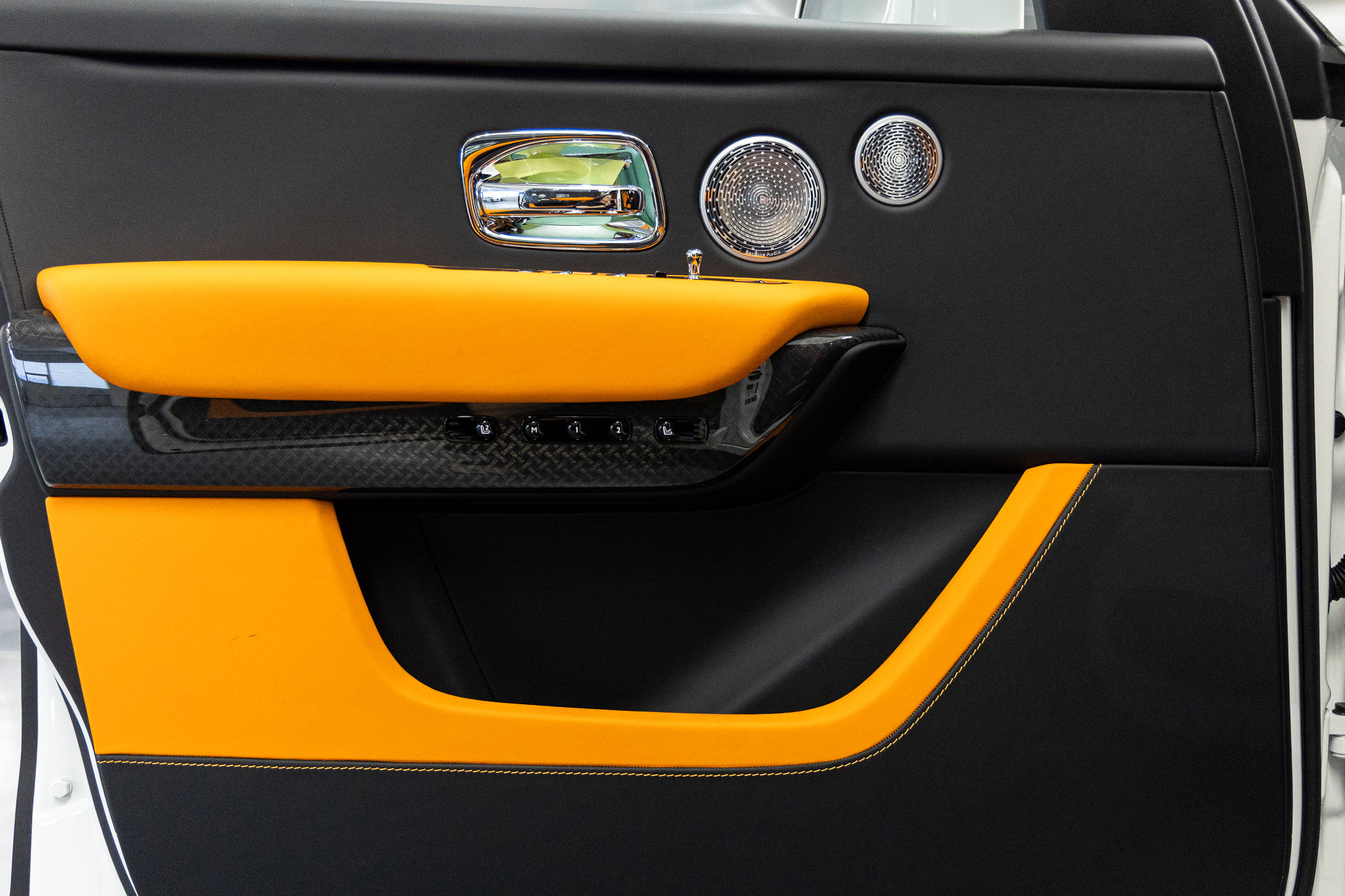 2026 Rolls-Royce Cullinan Black Badge - Photo 24